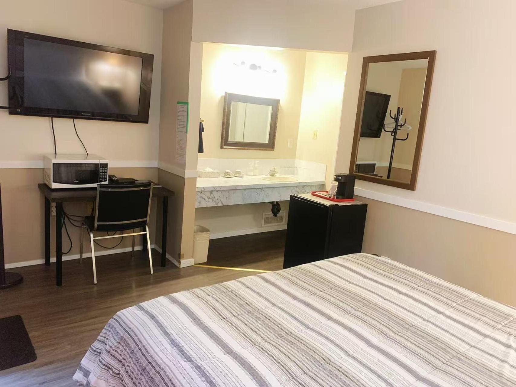 Little Fort Rivermount Motel المظهر الخارجي الصورة