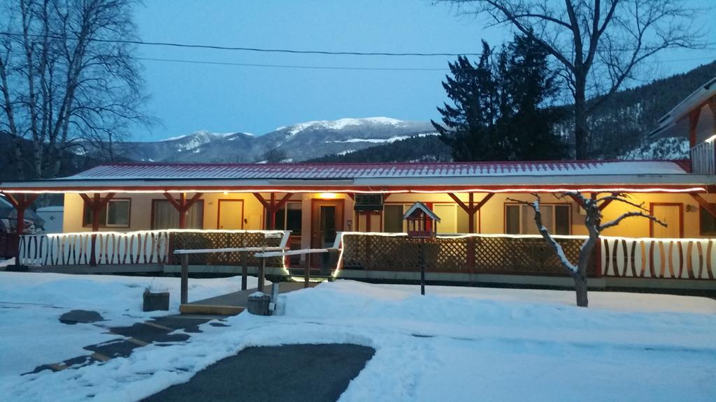 Little Fort Rivermount Motel المظهر الخارجي الصورة